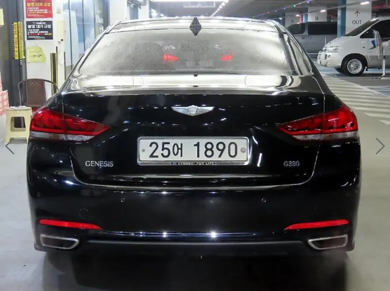 Hyundai Genesis