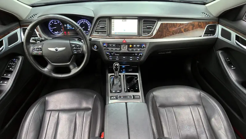 Hyundai Genesis