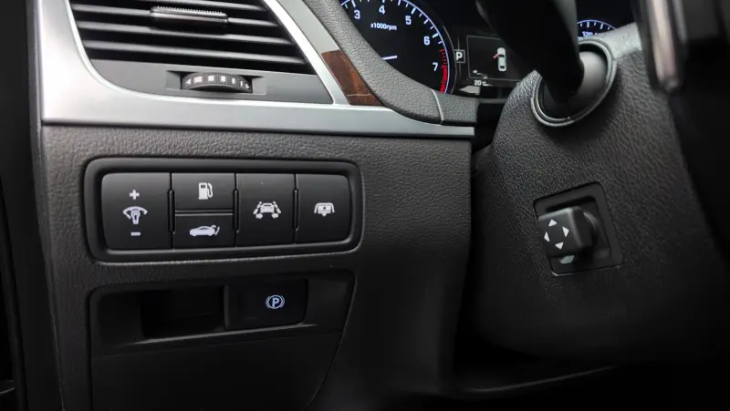 Hyundai Genesis