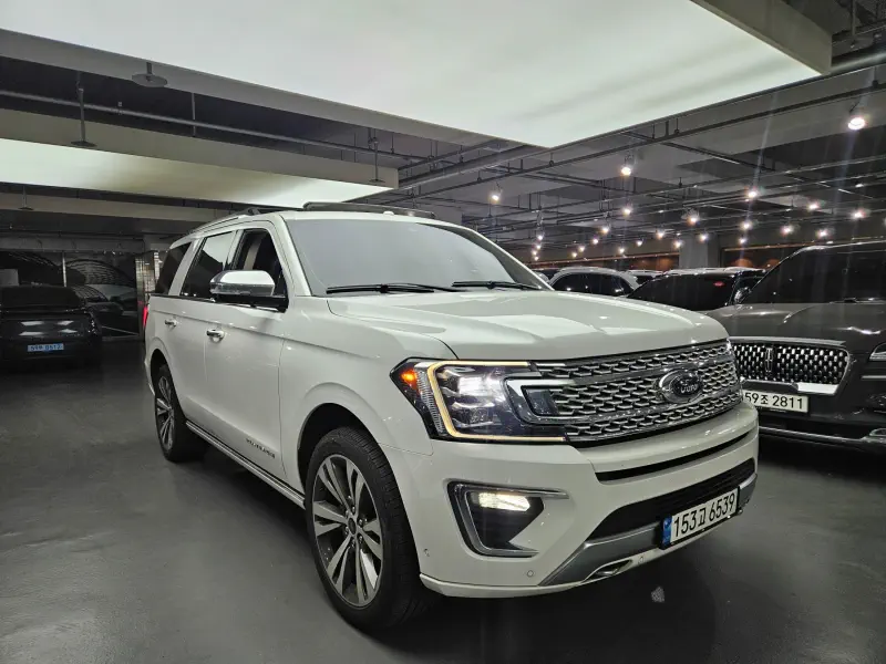 Ford EXPEDITION