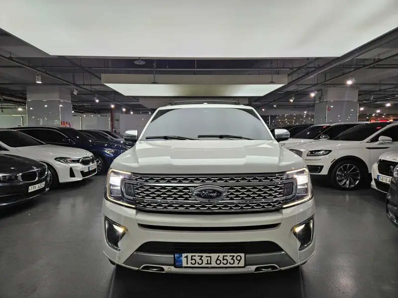 Ford EXPEDITION