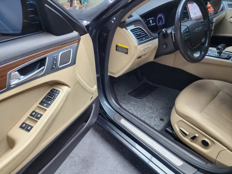 Genesis G80