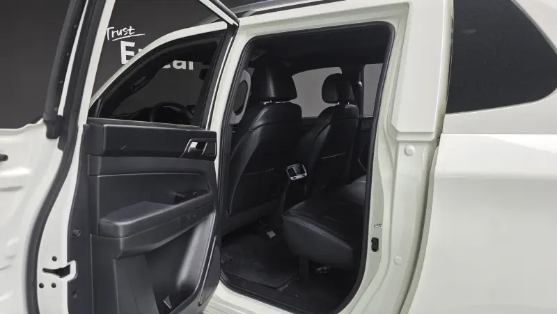 SsangYong Rexton Sports