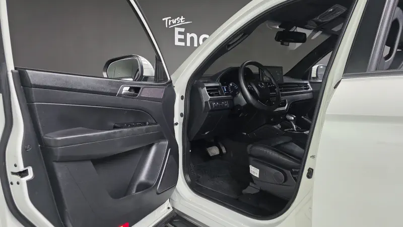 SsangYong Rexton Sports