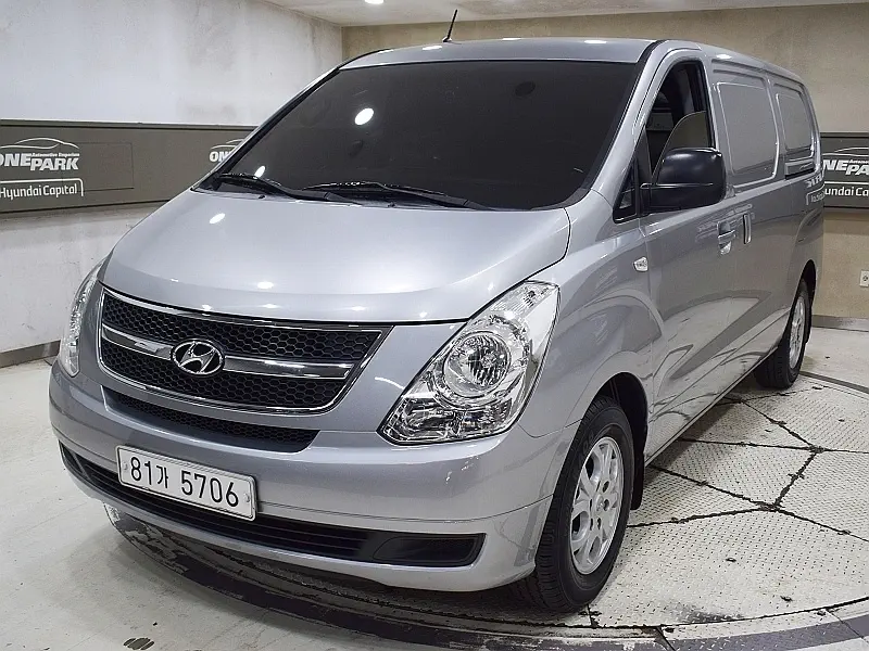 Hyundai Grand Starex