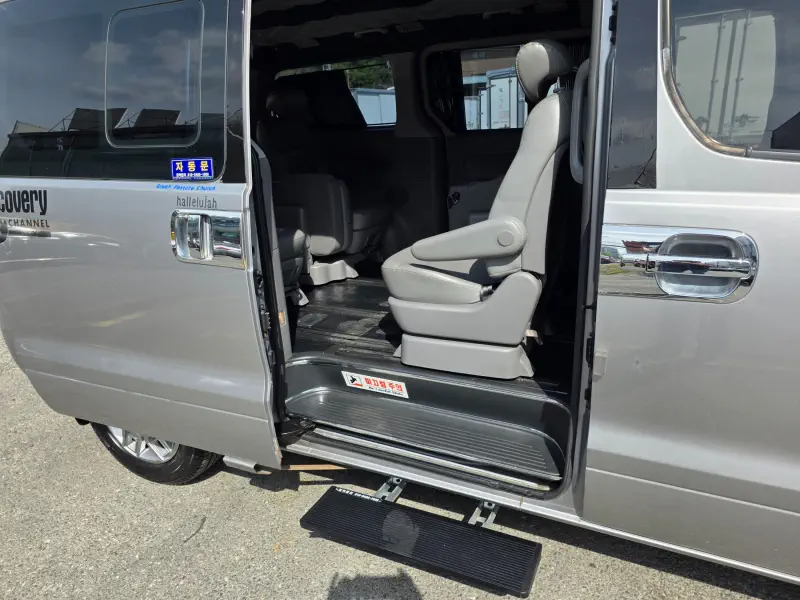 Hyundai Grand Starex