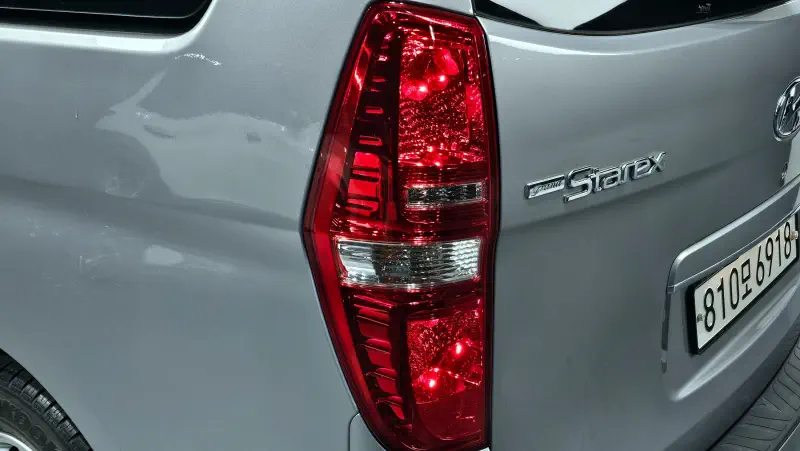 Hyundai Grand Starex