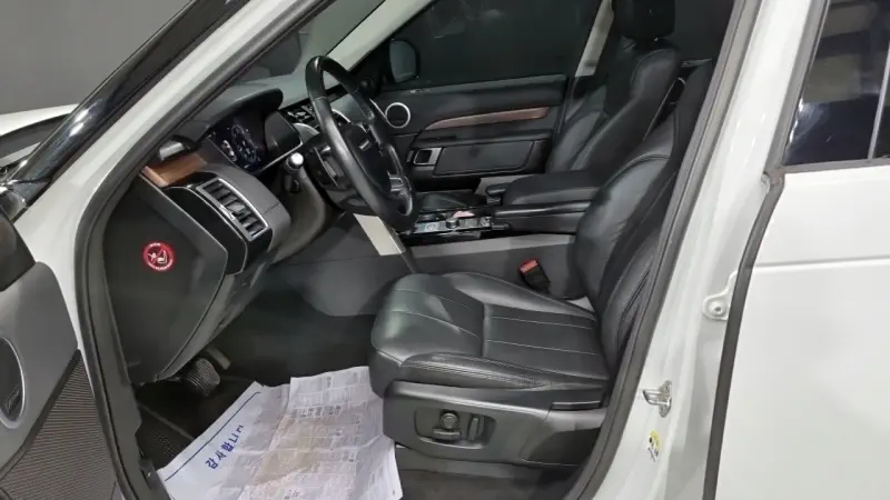 Land Rover DISCOVERY