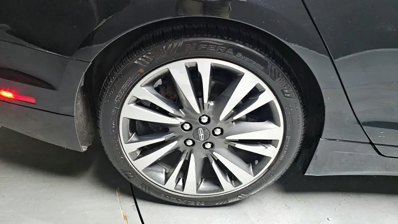 Lincoln MKZ