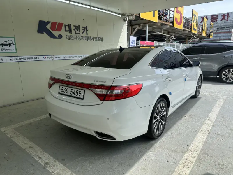 Hyundai Grandeur