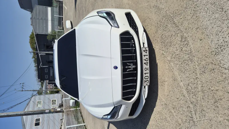 Maserati Quattroporte