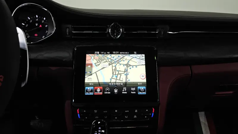 Maserati QUATTROPORTE
