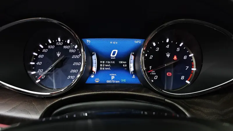 Maserati QUATTROPORTE