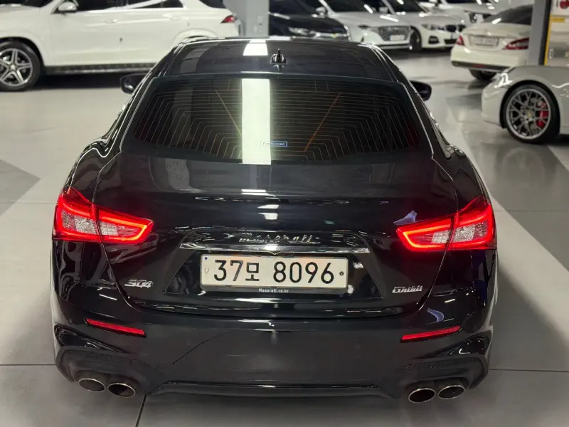 Maserati GHIBLI