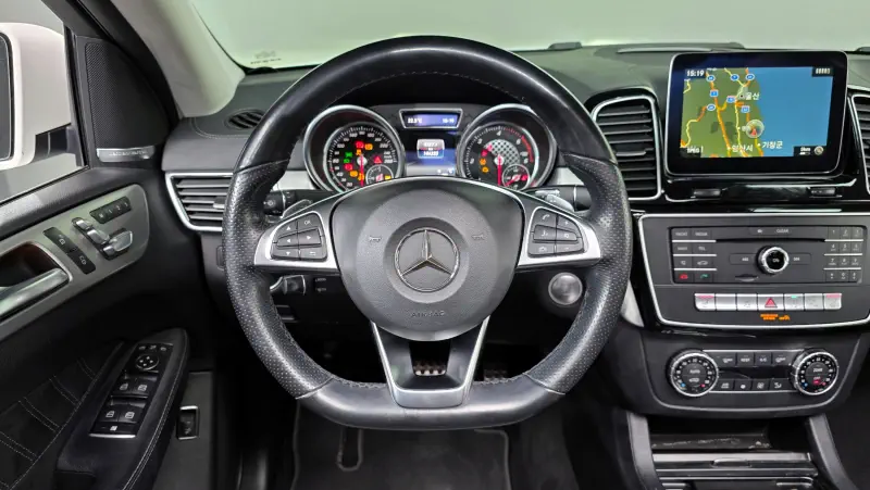 Mercedes-Benz GLE-Class
