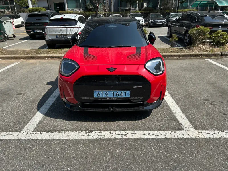 MINI Aceman