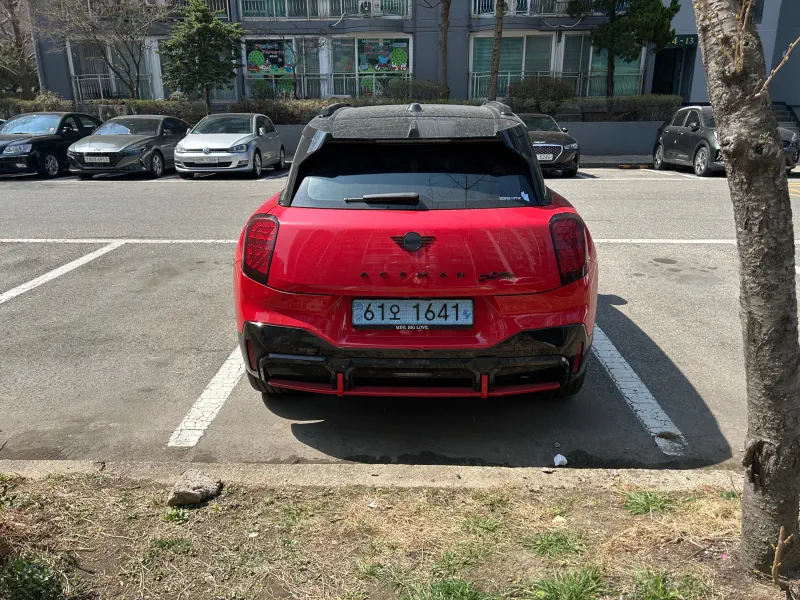 MINI Aceman