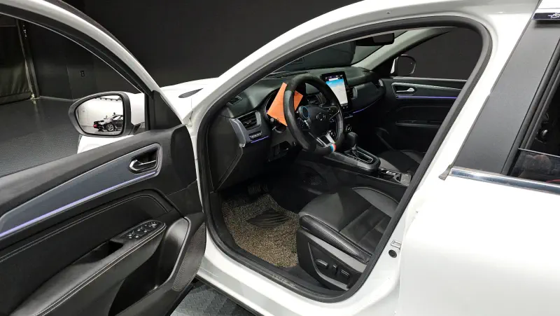 Renault XM3