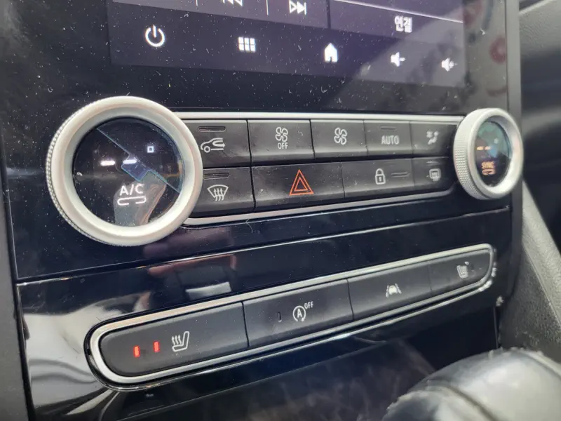 Renault SM6