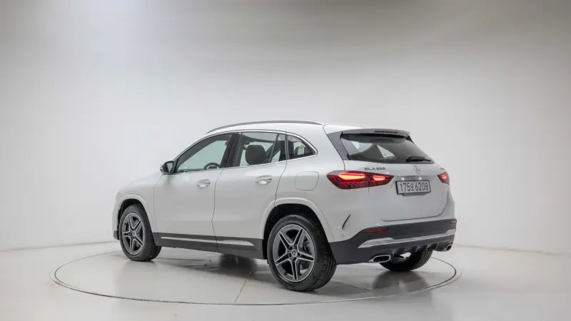 Mercedes-Benz GLA-Class