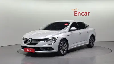 Renault SM6
