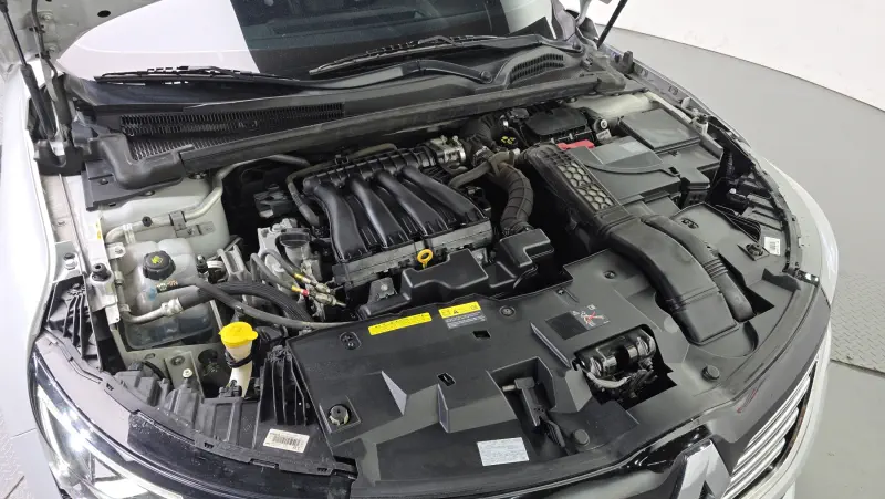 Renault SM6