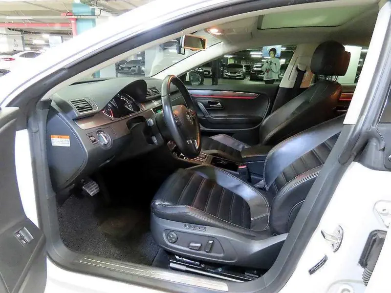 Volkswagen PASSAT CC