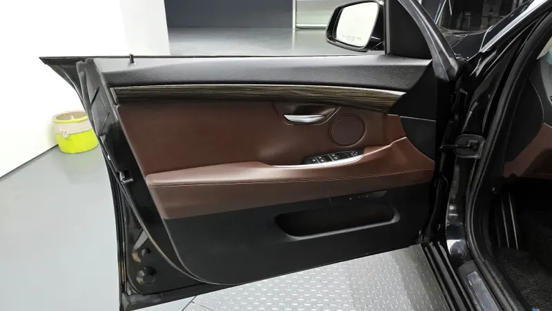 BMW 5-Series Gran Turismo