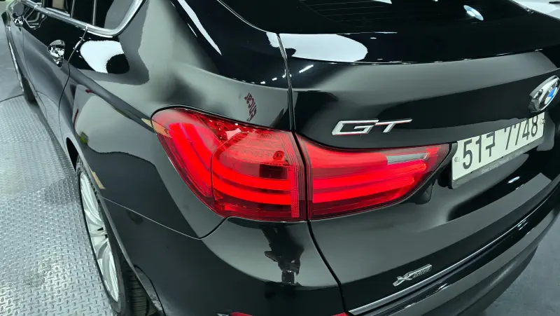 BMW 5-Series Gran Turismo