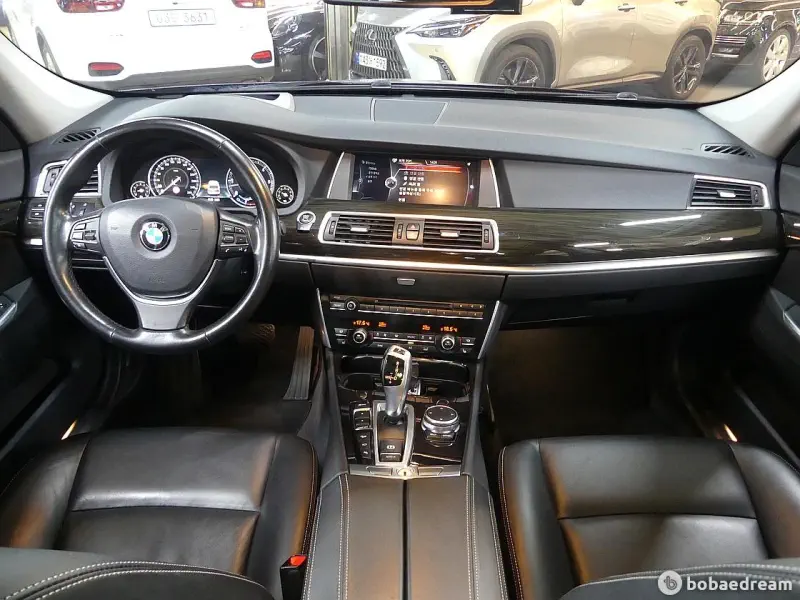 BMW 5-Series Gran Turismo