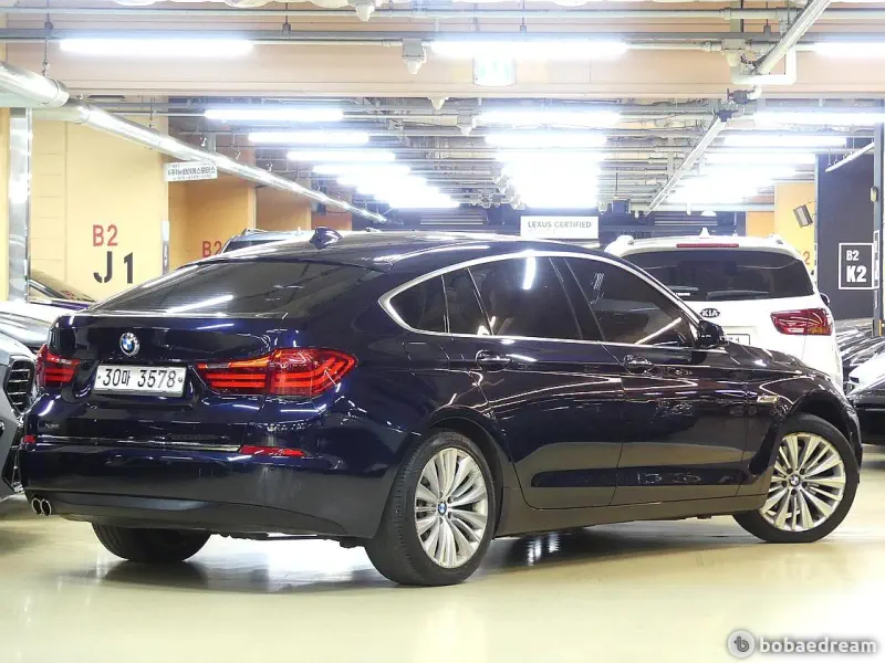 BMW 5-Series Gran Turismo