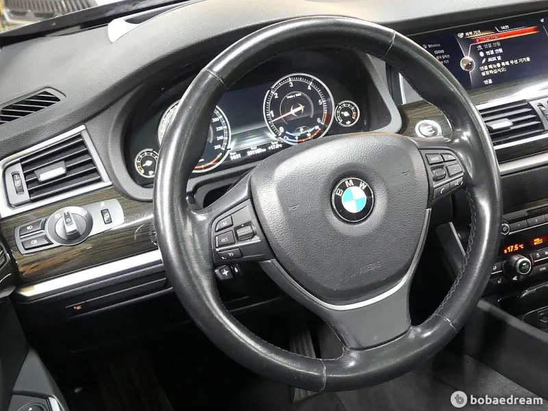 BMW 5-Series Gran Turismo