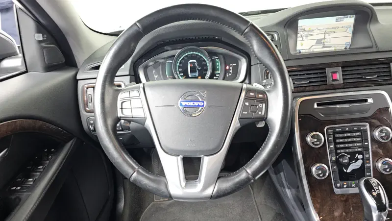Volvo S80