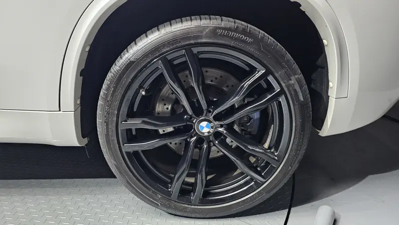 BMW X5M