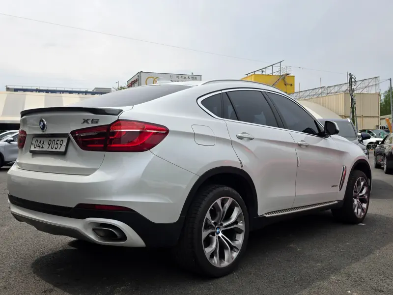 BMW X6
