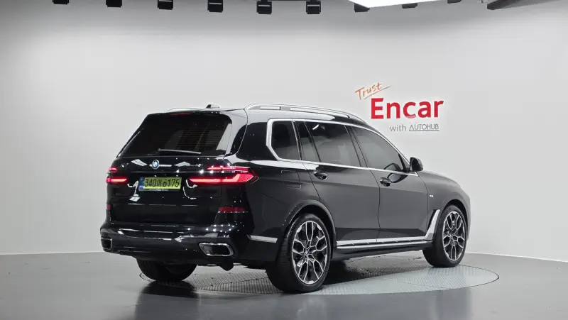 BMW X7