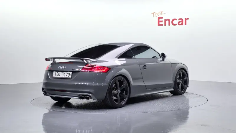 Audi TTS