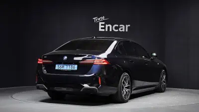 BMW i5