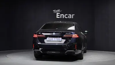 BMW i5