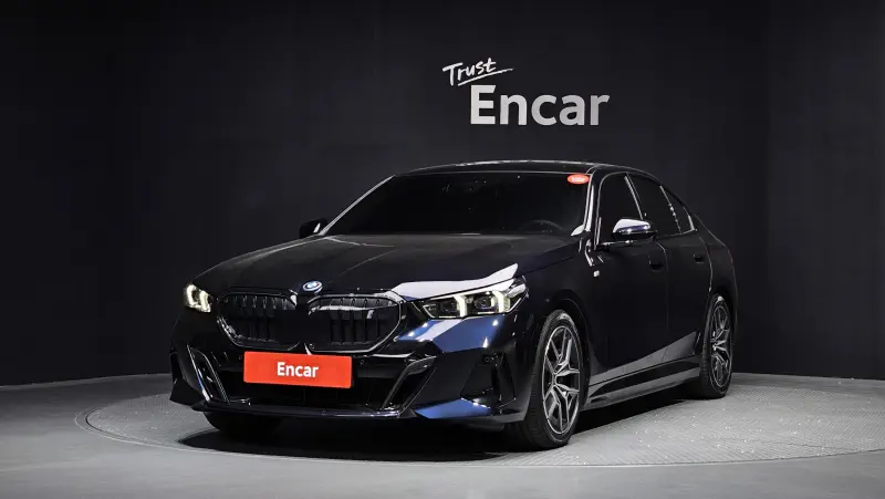 BMW i5