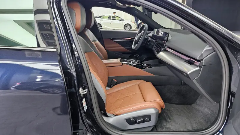 BMW i5