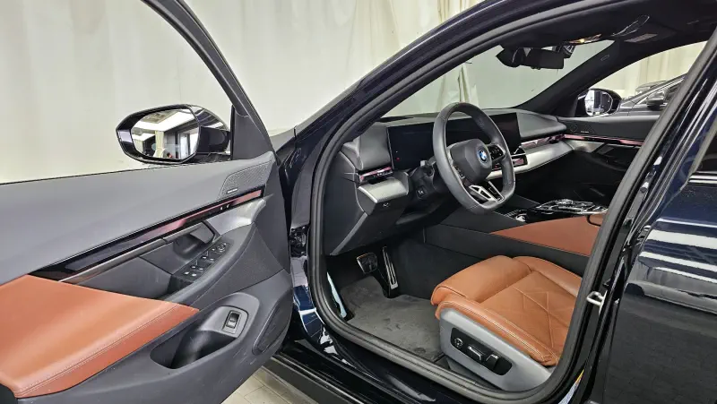 BMW i5