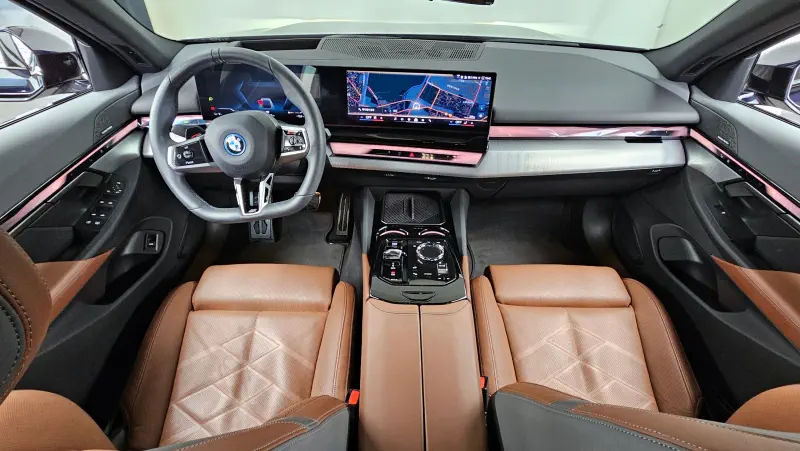 BMW i5