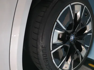BMW iX3