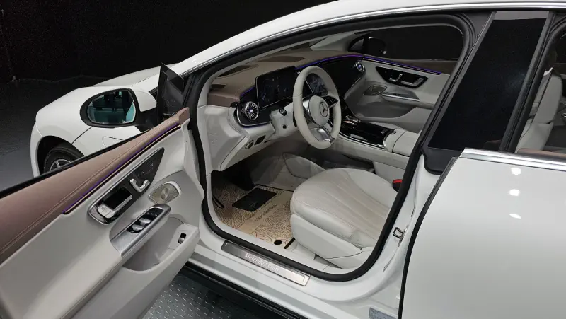 Mercedes-Benz EQE