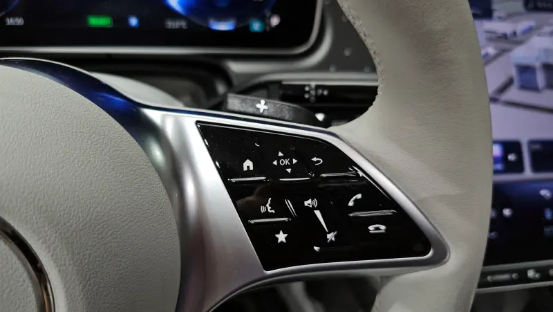 Mercedes-Benz EQE