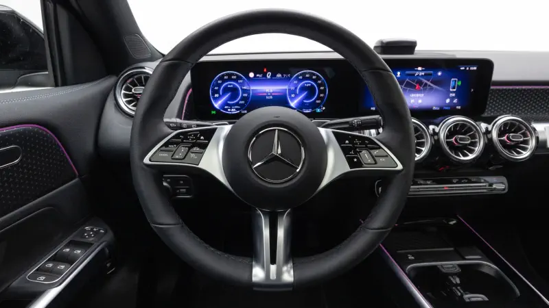 Mercedes-Benz EQB