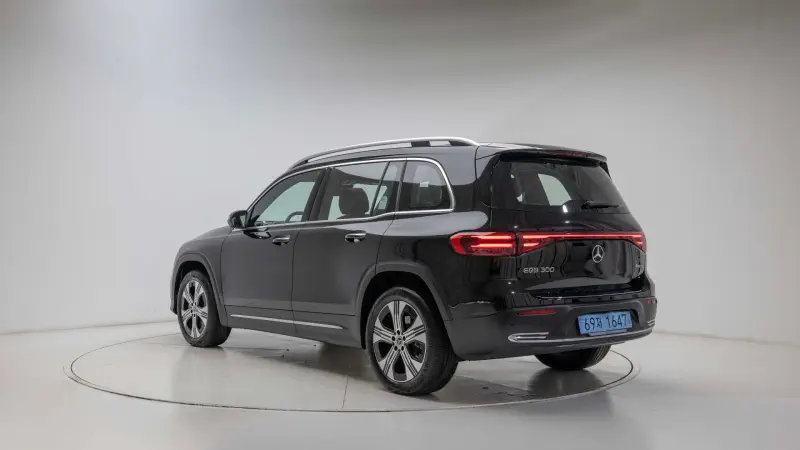 Mercedes-Benz EQB