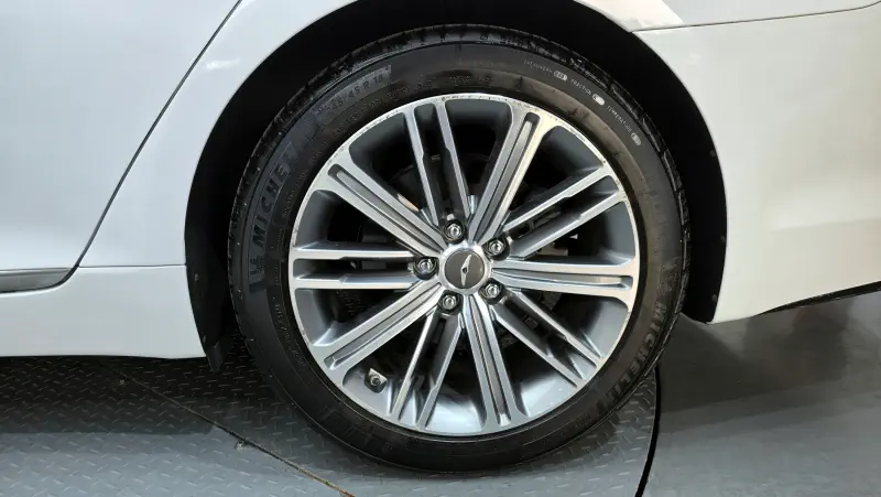 Genesis G80