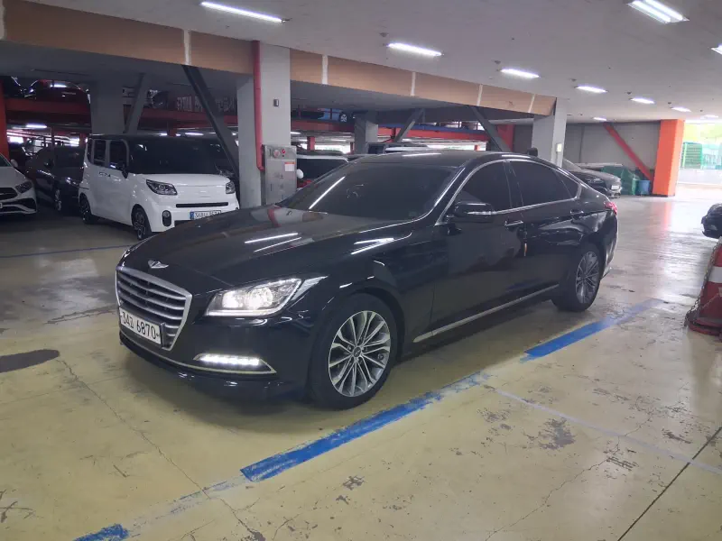 Hyundai Genesis